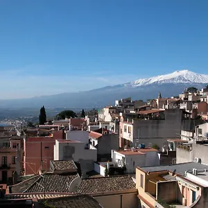 Circe ** Taormina