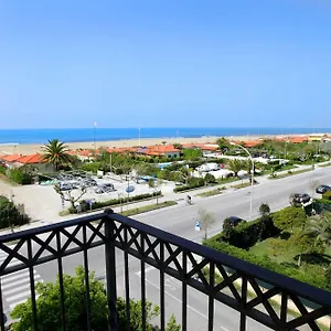 Arianna 3* Marina di Pietrasanta